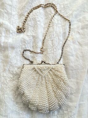 Vintage Clam Shape La Regale White Pearl Beaded Evening Clutch with Chain
